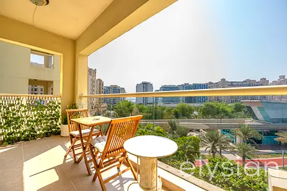 Furnished I Upgraded Lobby I Park Views