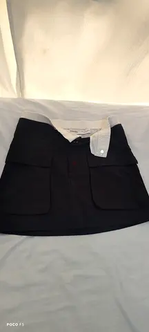 Stylish Black Skirt with Pockets