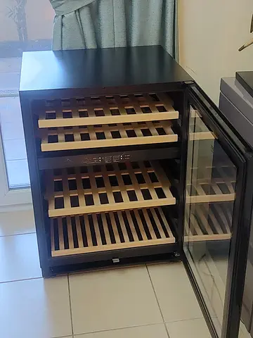 Professional Vestfrost Built-in or Freestanding Dual Zone Temperature 44 Bottle Capacity Wine Cooler