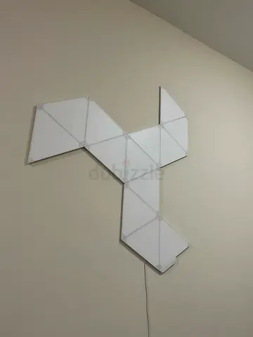 Nanoleaf Shapes Triangles (16 Panels) – Smart LED Lights – Excellent Condition