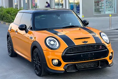 MINI Cooper S 2019 - Korean Specs - GCC Resale