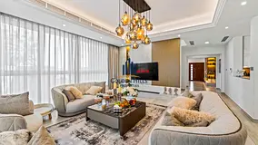 Elegant 5-Bedroom Villa in Makeen Villas | Vacant on Transfer | Large Plot