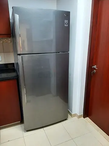 Lg brand 752 litre capacity fridge freezer