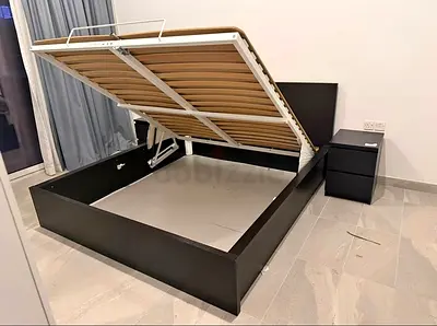 Ikea hydraulic king‑size bed (180 × 200 cm) with  IKEA mattress ✨