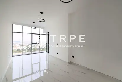Modern Living | Great Location | Smart Home
