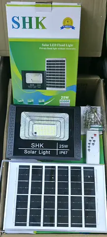 SHK 25W Solar LED Flood Light with Solar Panel  Remote (Boxed)