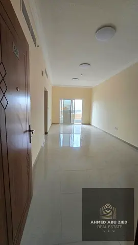 Beautiful elegant first occupancy apartment master bedroom with built in wardrobes spacious living room modern elegant finishing free maintenance near