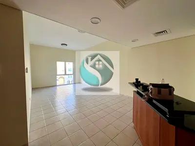 Super Offer - 1Bhk - 1000 Seqft - 4 Cheqs - Near Metro - Only 68k