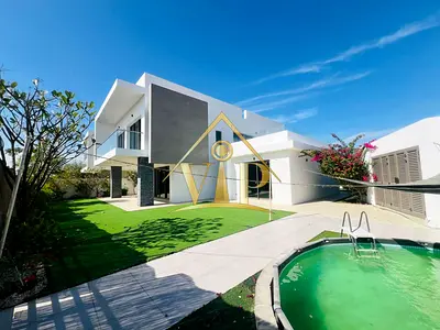 Corner| Single Row | Best Location in the Community Plan | Remarkable Villa with Private Pool