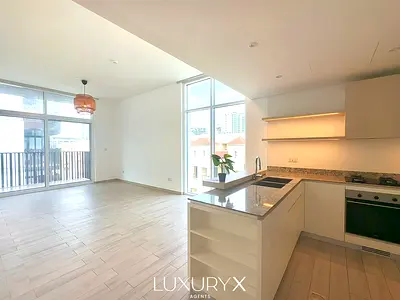 Belgravia 3 by Ellington | Best in JVC