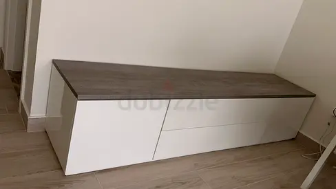 Tv unit