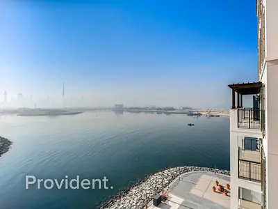 Brand New | Full Sea and Downtown Skyline Views