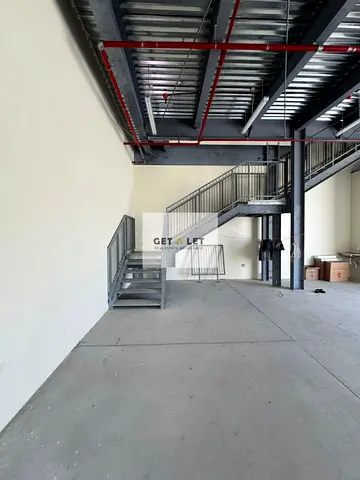 Brand New Warehouse for Rent – Al Ttay, Al Khawaneej
