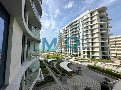 Sea View | First Move-In | Private Beach Access