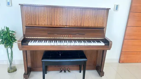 Well tuned Yamaha Upright Piano in Walnut Colour for Sale