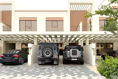 Single row | next to central hub | Ready