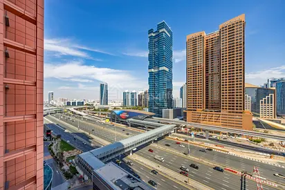 Prime Location | 3+maids | SZR view