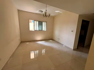 باركن مجانا \ بدون تامين \ تصديق العقد علي المالك \ مساحات واسعة \ اطلالة مفتوحة \ بناء عائلي \ صيانة مجانية \ موقع مميز \ قريبة من الكورنيش