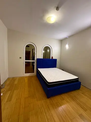 NO COMMISSION: SINGLE LADY ONLY SEMI-FURNISHED PRIVATE ROOM  IN VERY CLEAN VILLA IN JVCFOR LADY ONLY