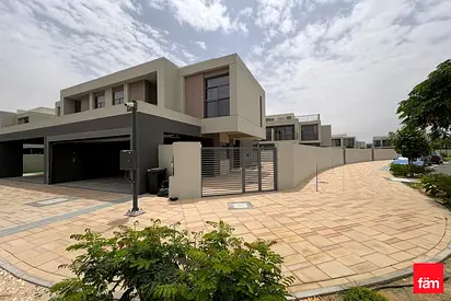 4BR Semi Detached | Closed Kitchen | Roof Access