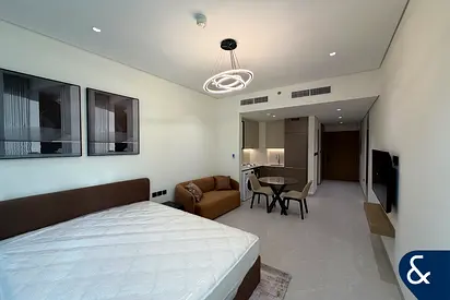 12 Cheques | Brand New | Furnished