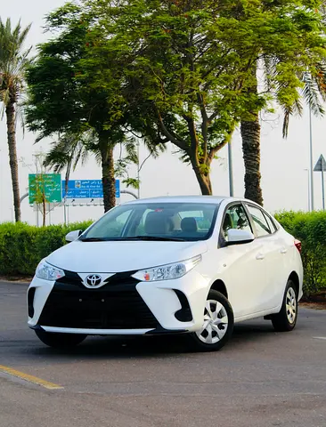GCC Specs Toyota Yaris SE+ 2021 - GCC keys - 2 keys - Full toyota service historyExcellent Condition