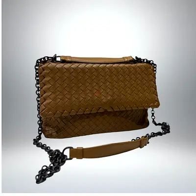 Bottega Veneta Pre-loved Olimpia Intrecciato
