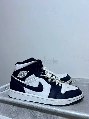 Navy blue  white Air Jordan 1 sneakers - gently used
