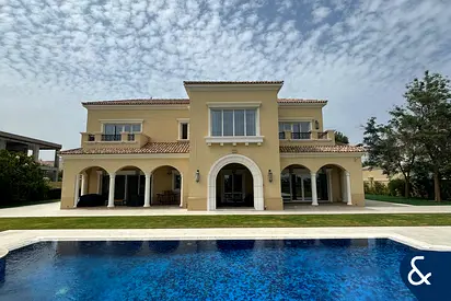 Stunning Villa | 6 Bed | Polo Field backing