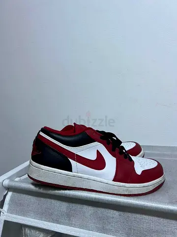 Nike Air Jordan 1 Low - Red/White/Black (Used)