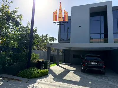 Modern luxurious Corner 3bhk + Landscape + Big Backyard in Robina Masaar