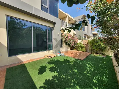 4 bed | Unfurnished | Vacant