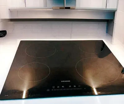Siemens 4 Hob Electric Cooker 60 cm – Modern Design