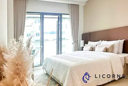 Furnished | Palm Jumeirah Living | with Balcony