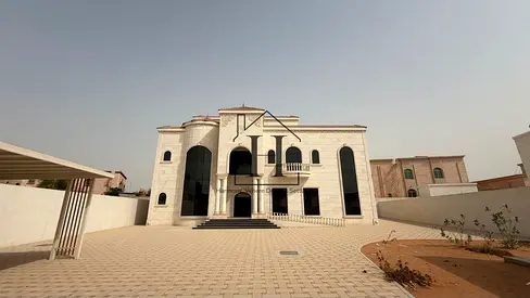 Spacious Multi-Level Villa | Private Balconies | Majlis | Central AC & 3 Covered Parking