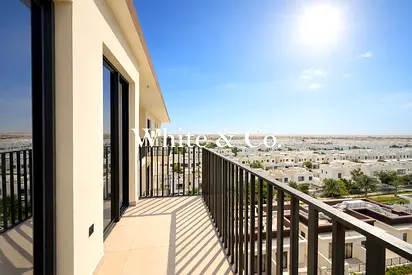 Villa Views | Twin Balconies | High Floor