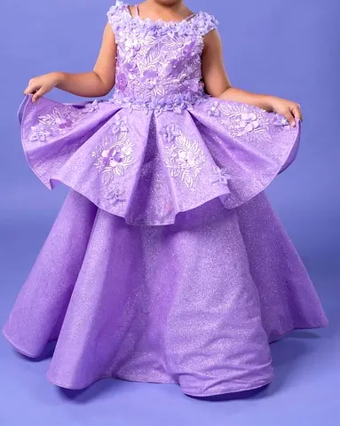 Kids Gown 6-8 yrs old