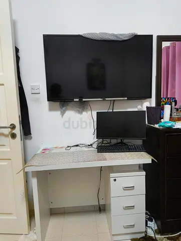 Sony TV with complementary MI Box