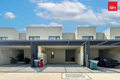 Amazing Location | 3 BHK | Multiple Cheques