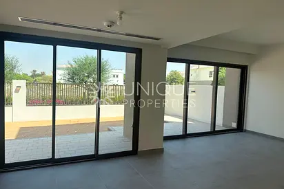 Single Row | Genuine Resale | End Unit