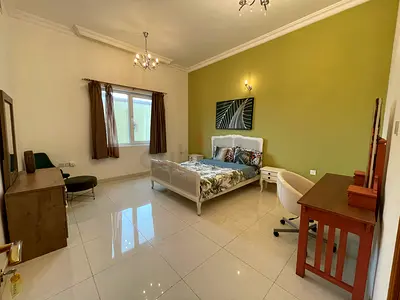 without commission Executive Room | Premium Living for Professionals