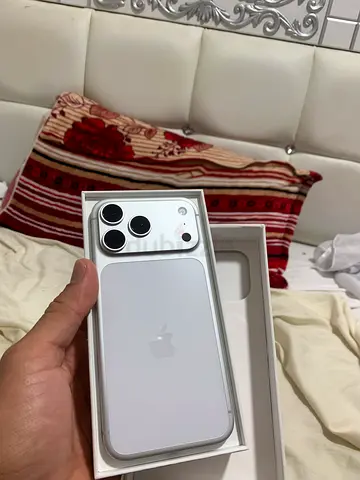 iPhone 17 pro max 256 GB Dual physical sim silver colour