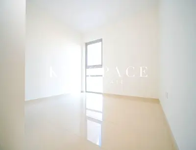 Private Family Home in a Calm, Well-Managed Community | Resale