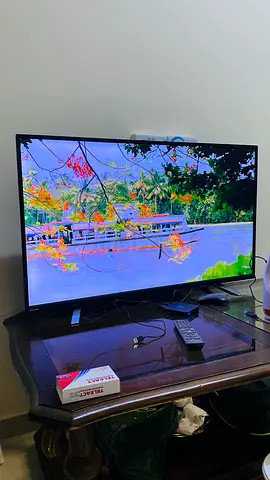 Android Tv 43” Thoshiba