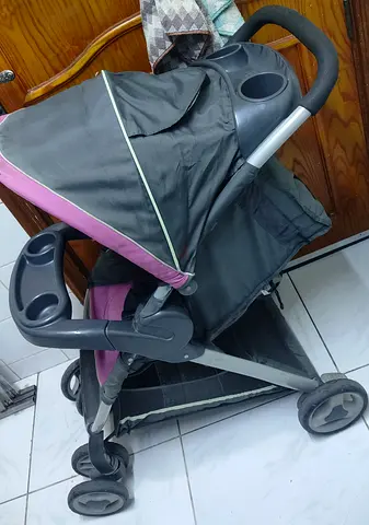 Graco baby stroller 50 aed