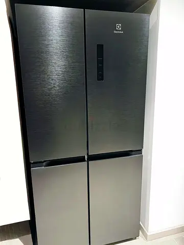 Electrolux 4 Door Refrigerator – Top Fridge Bottom Freezer 83 cm Width