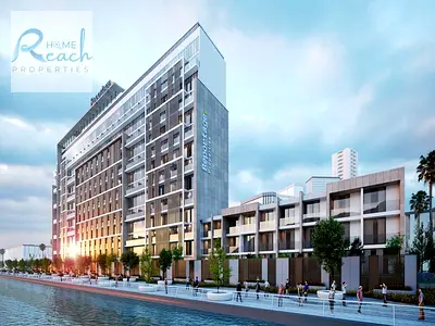 Waterfront | Prime Location | Private Garden