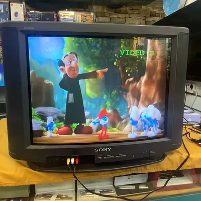 sony trintron 25 inches CRT tv تلفيزيون سوني ٢٥ شغال ملون