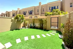3 Bed | End Unit | Next To Pool + Park