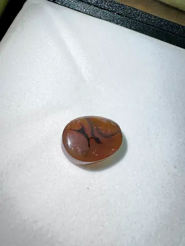 Small polished brown Yamani aqeeq/agate gemstone (loose)